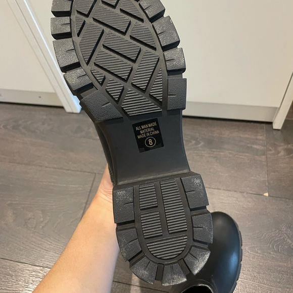COPY - SODA platform bootie (black) size 8 - Picture 4 of 4